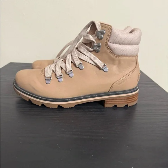 Sorel Leather Honest Beige Lenox Hiker Tie Up Ankle Shoes Boots Women’s Size 10 - Picture 4 of 8